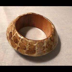 Fabulous Kenneth Jay Lane wooden bangle bracelet
